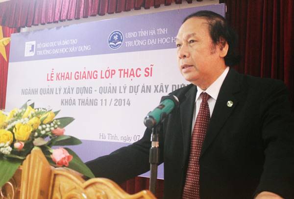 GS.TS Nguyễn Văn Đính phát biểu tại buổi lễ