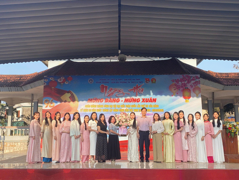 Sinh viên ngành Giáo dục Tiểu học bắt đầu đợt thực tập sư phạm năm 2026