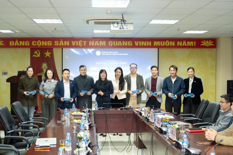 Thuc chien voi doanh nghiep 2