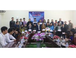 Chương trình tặng quà cho HSSV có hoàn cảnh khó khăn Xuân Kỷ Hợi 2019