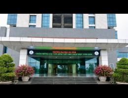 Trường Đại học Hà Tĩnh chào đón tân sinh viên nhập học năm học 2026 – 2027