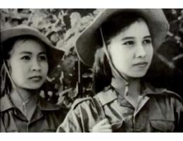 “Chị em tôi toả nắng vàng lịch sử”